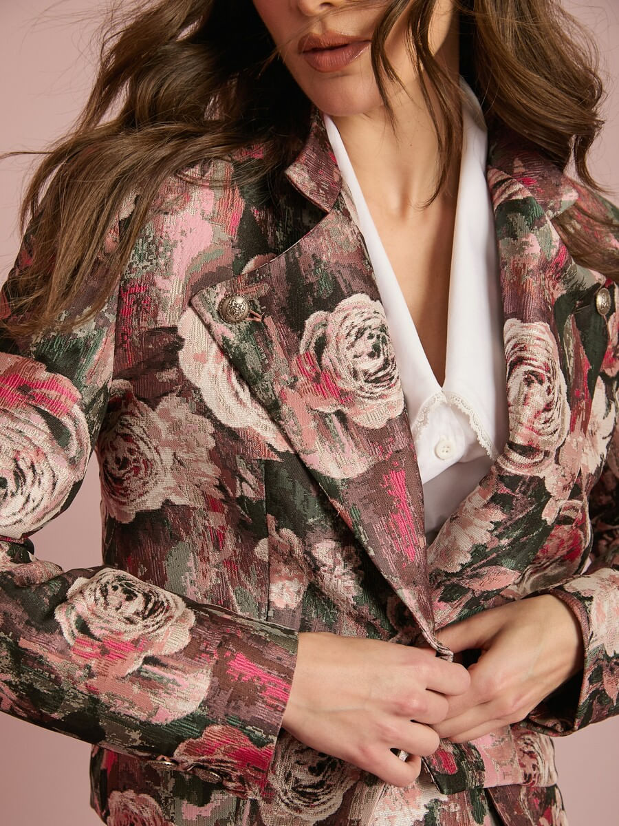 Collab Carol Bassi Floral Jacquard Cropped Blazer Anne Fernandes look
