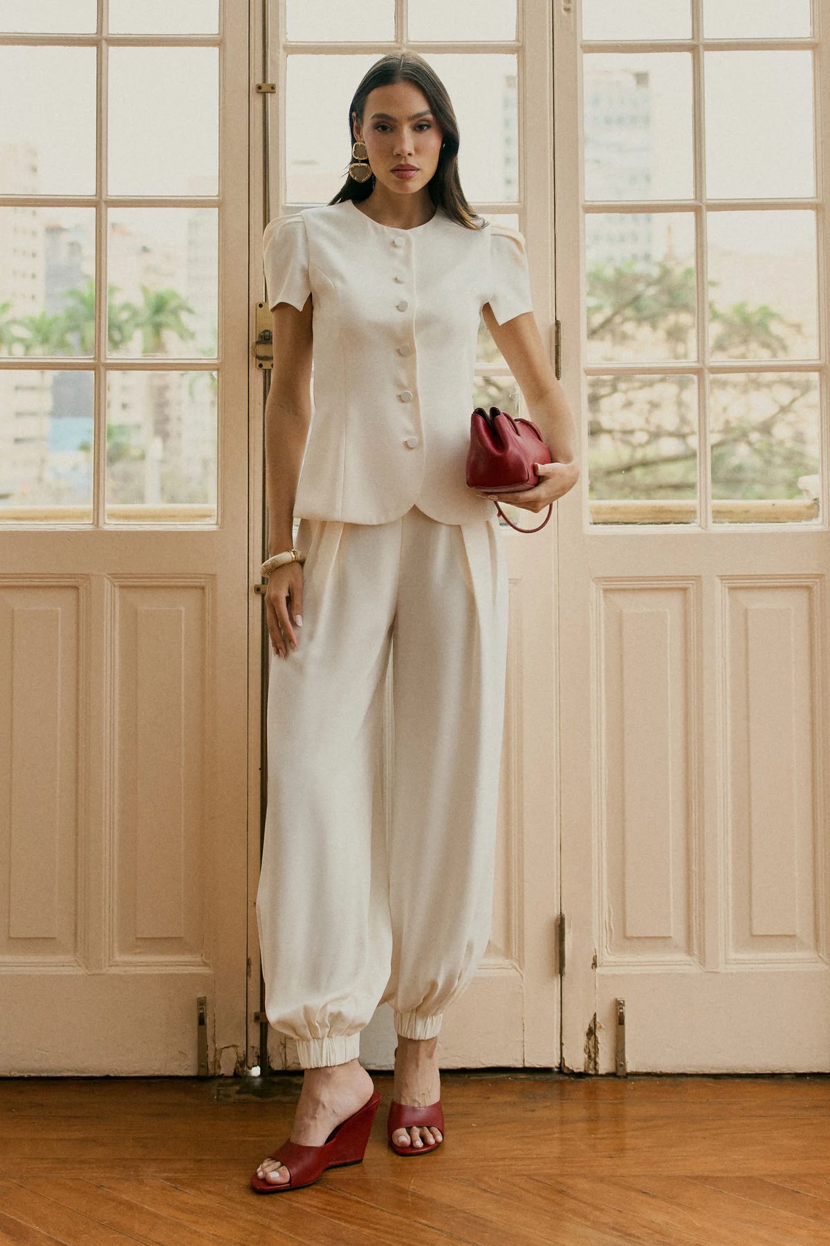 Tailored Classic Off White Set