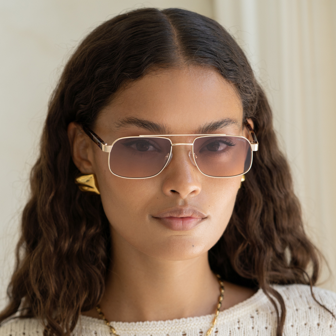 Vesper Unisex Aviator Sunglasses : Gold / Sunset