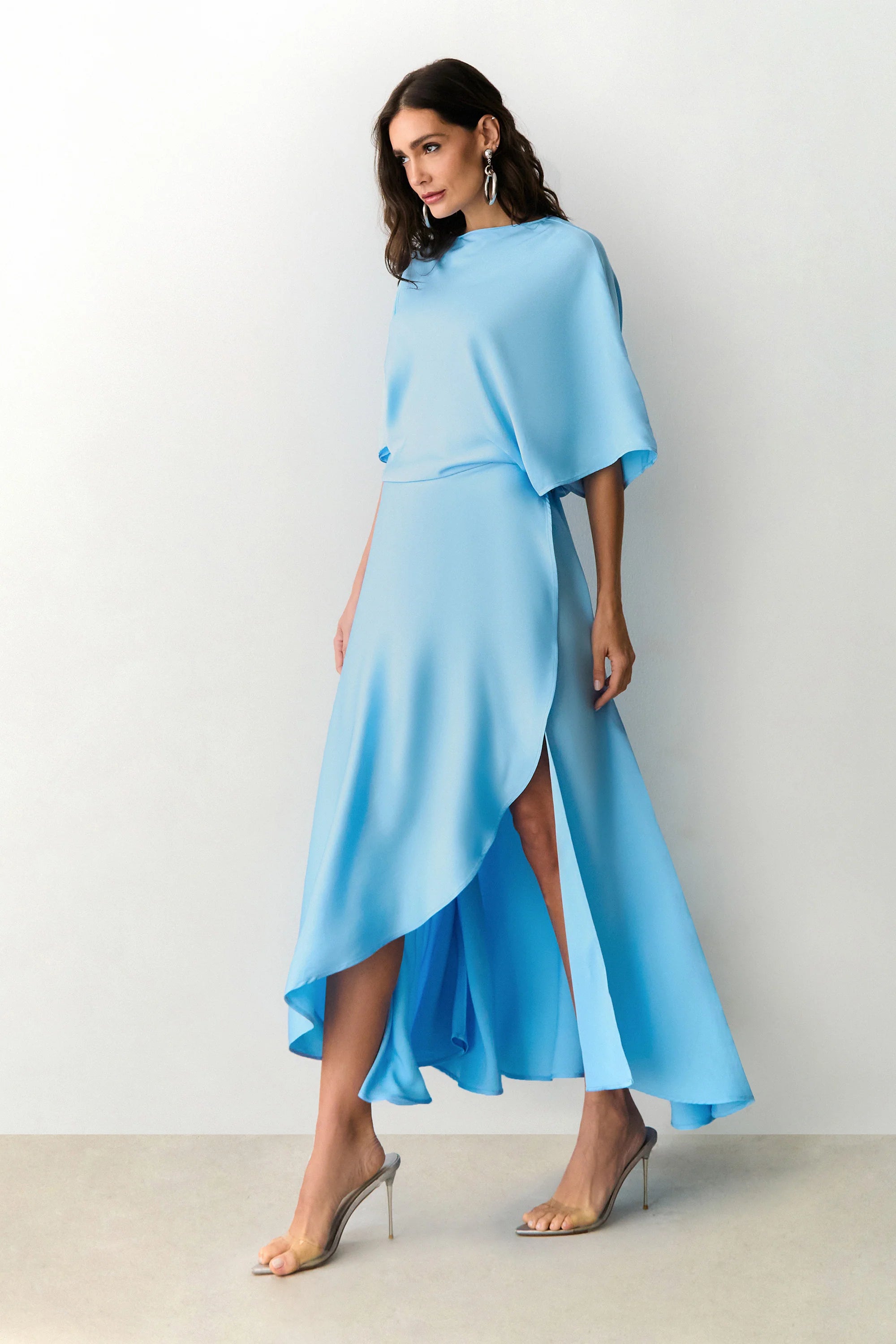 Flowy Wrap-Style Midi Dress – Blue