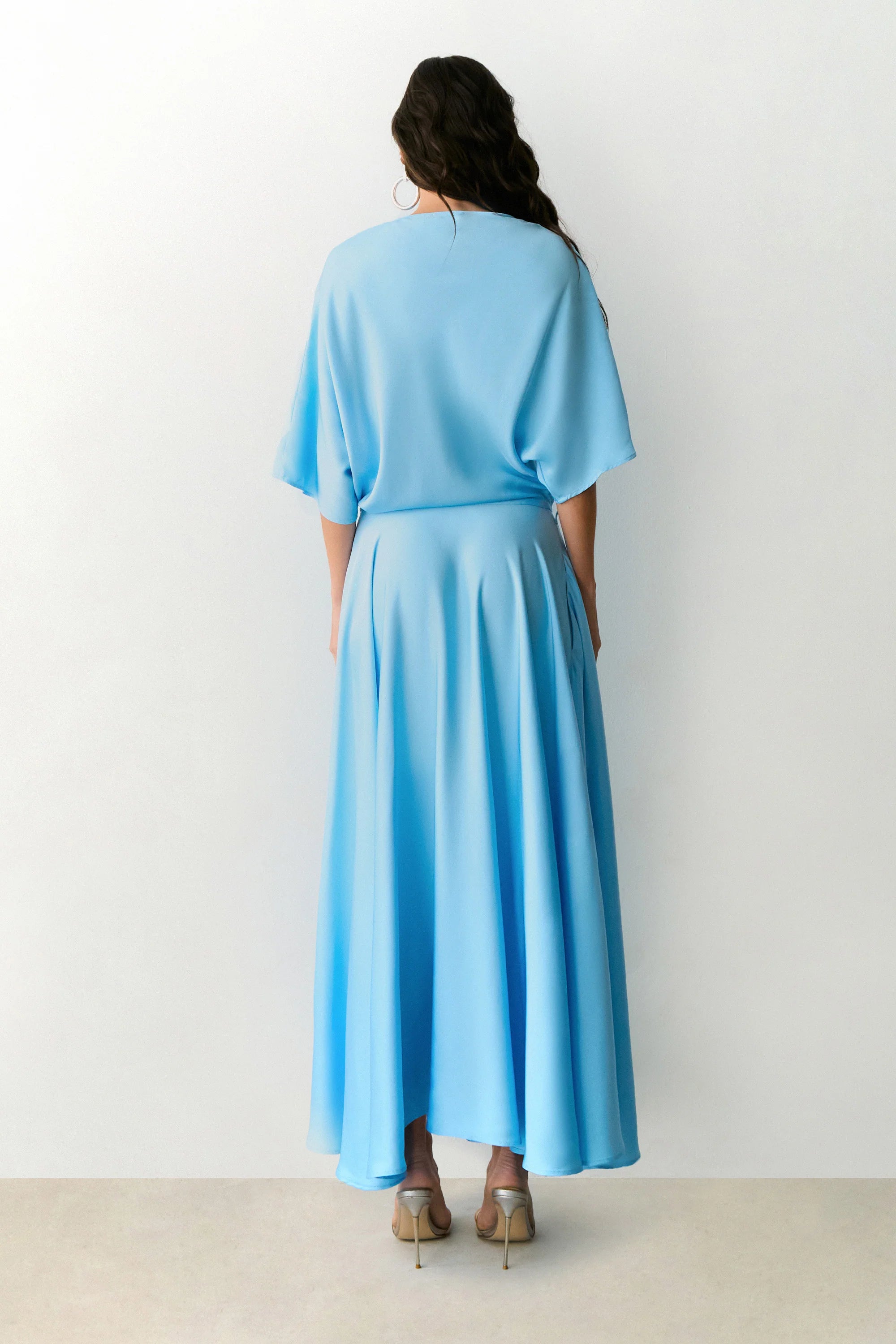 Flowy Wrap-Style Midi Dress – Blue