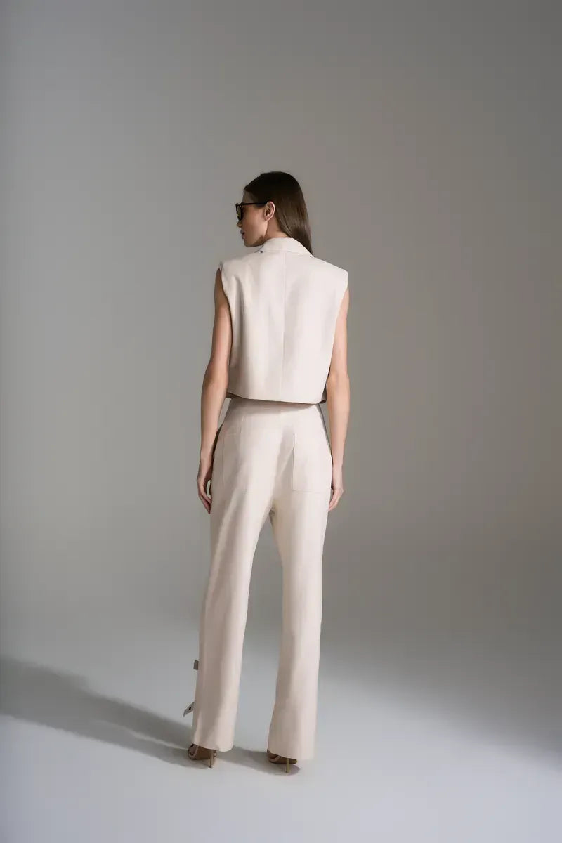 SKU Timeless Natural Tailored Set