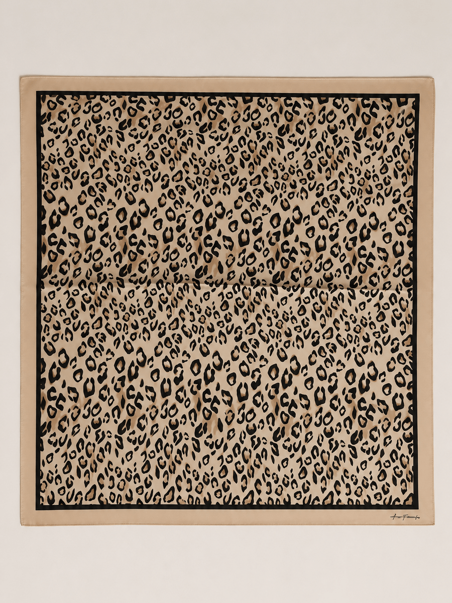 Leopard Scarff