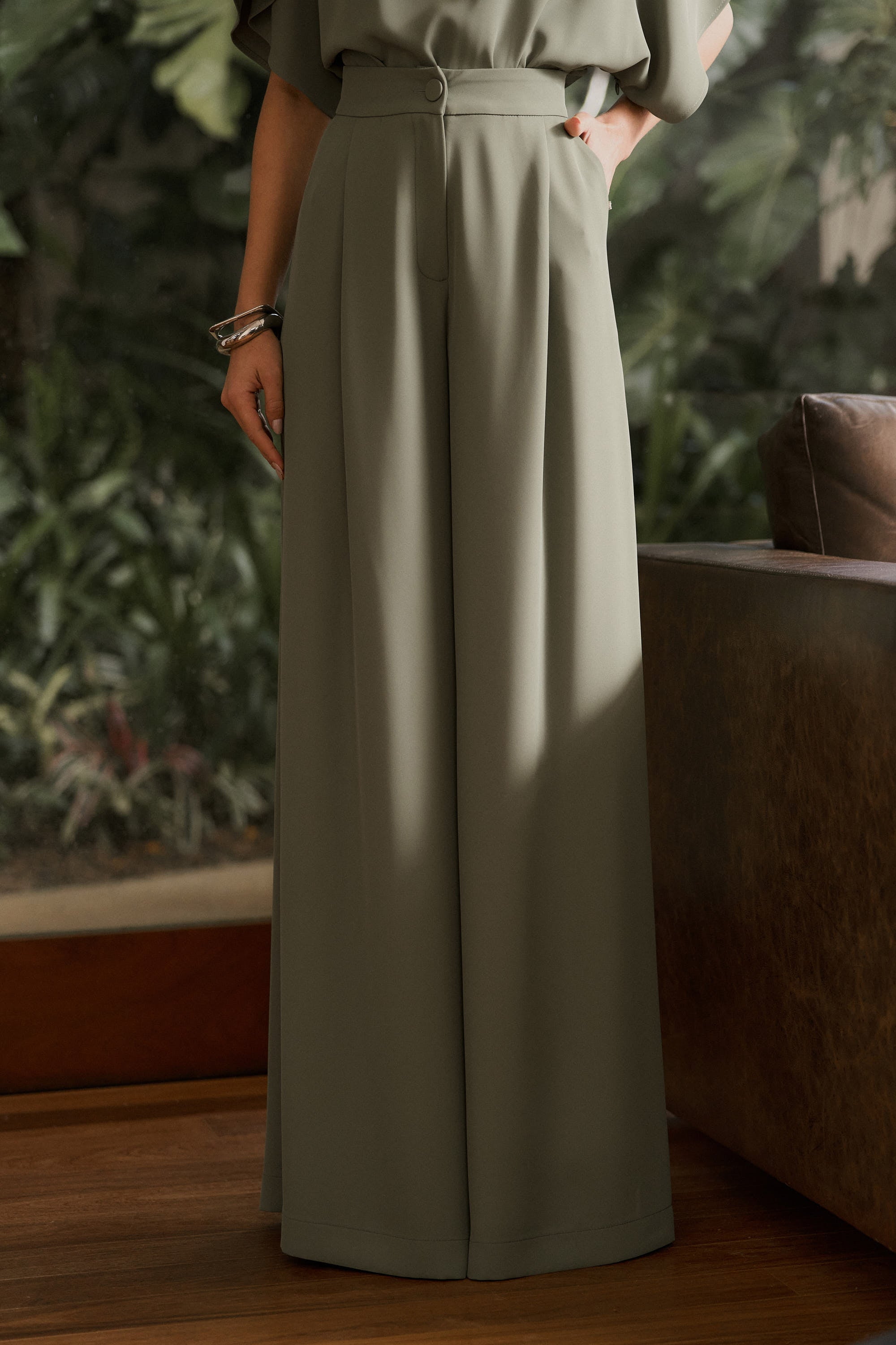 Fresh Light Modern Summer Set Sage