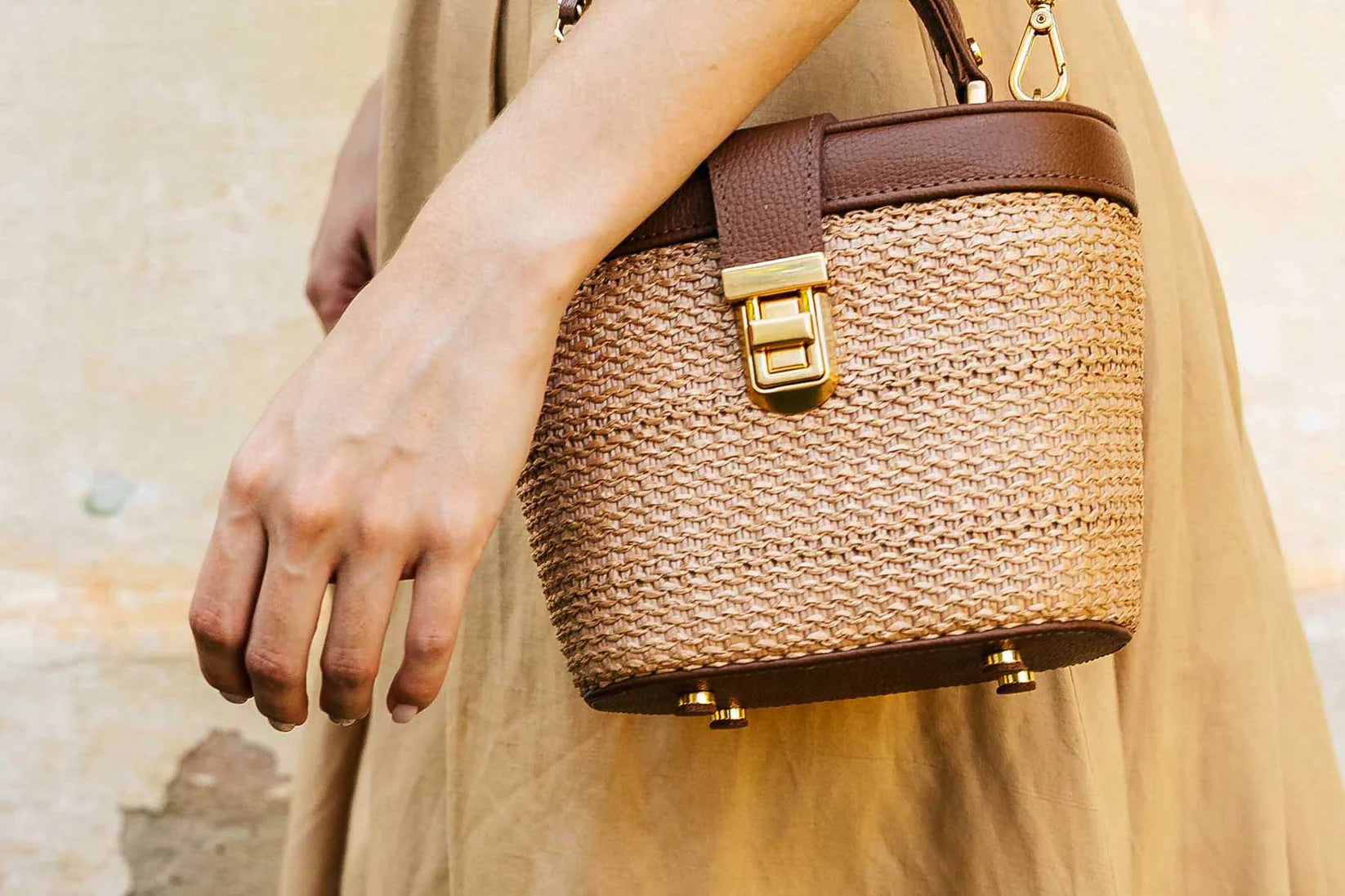 Olga Rafia Natural Hazenut Handbag